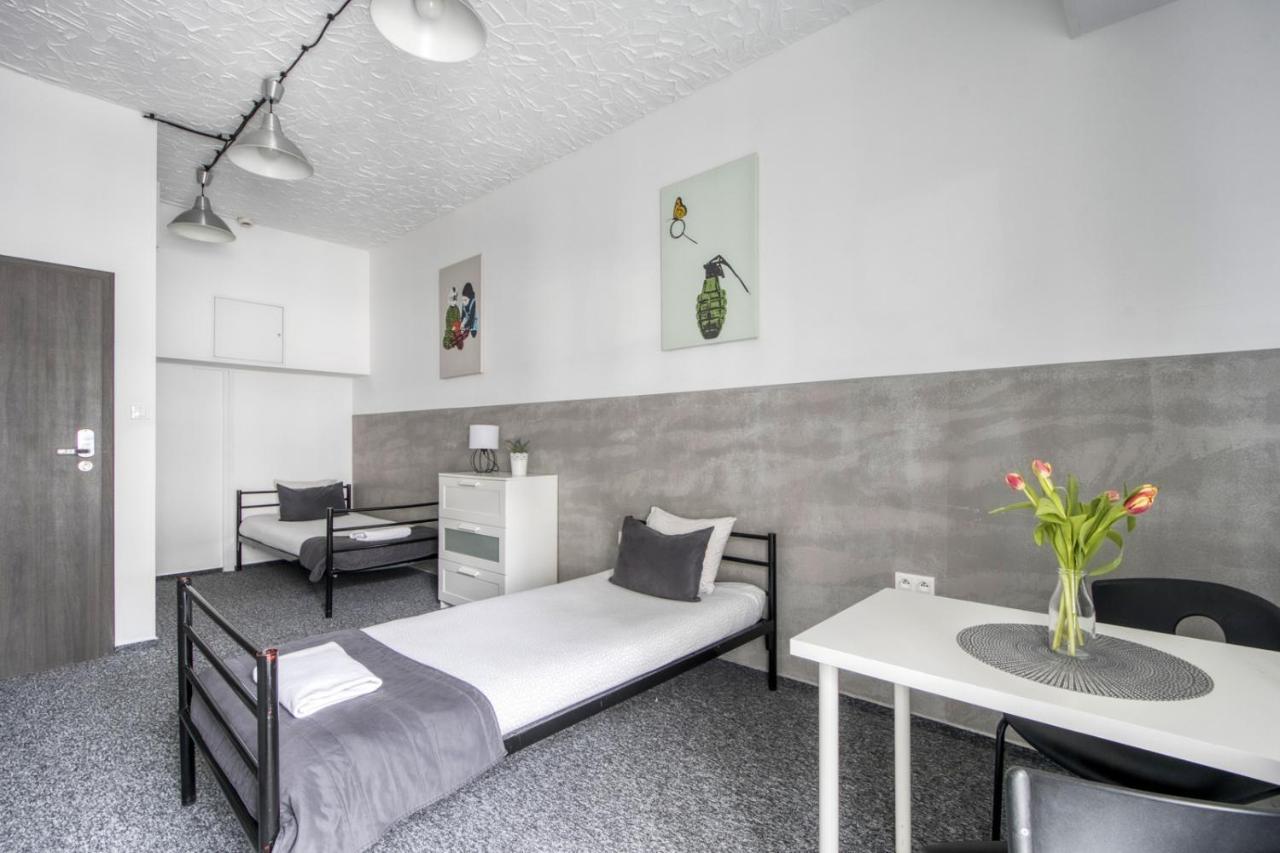 Mish Mash Nowogrodzka Hostel Warsawa Bagian luar foto