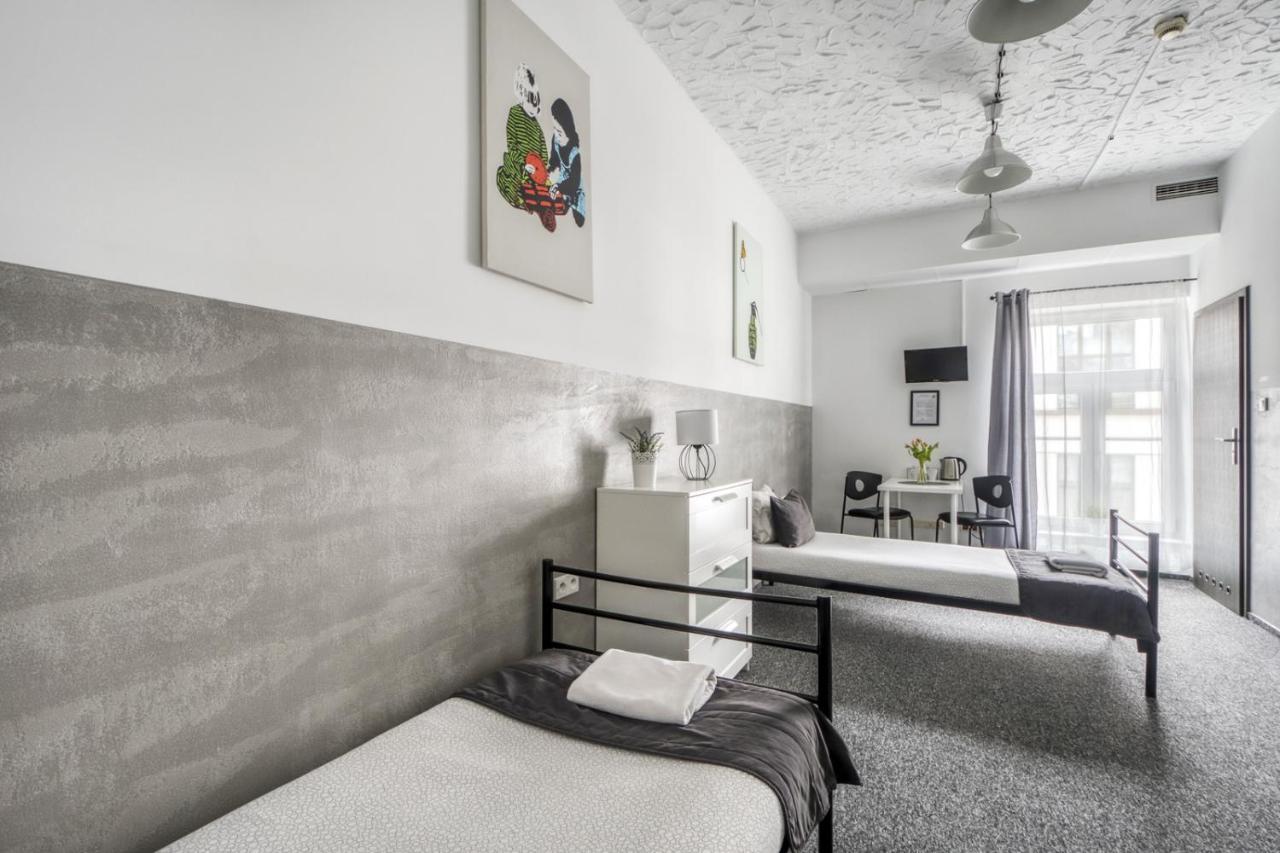 Mish Mash Nowogrodzka Hostel Warsawa Bagian luar foto