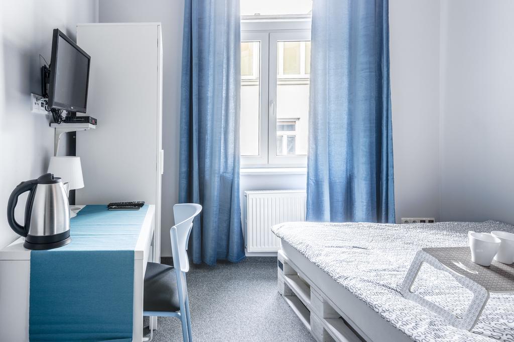 Mish Mash Nowogrodzka Hostel Warsawa Ruang foto